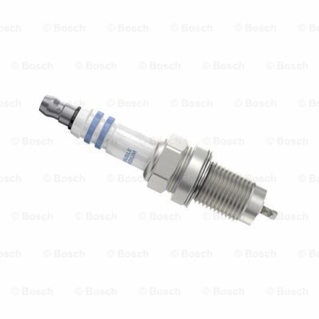 Свічка запалювання Bosch 0 242 240 675 - зображення 4