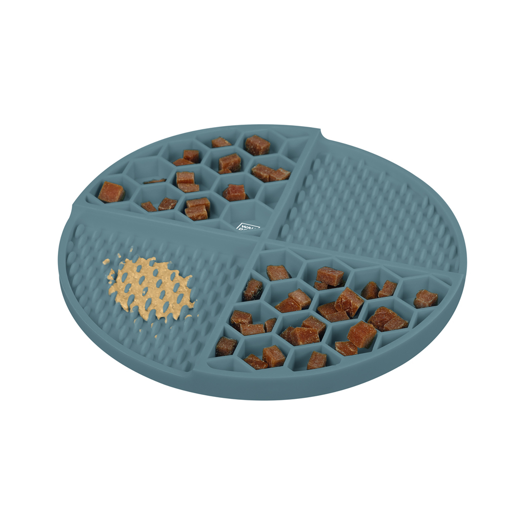 Універсальний посуд для тварин WAUDOG Silicone Килимок для злизування 21х21х3 см сірий (235011) - зображення 4