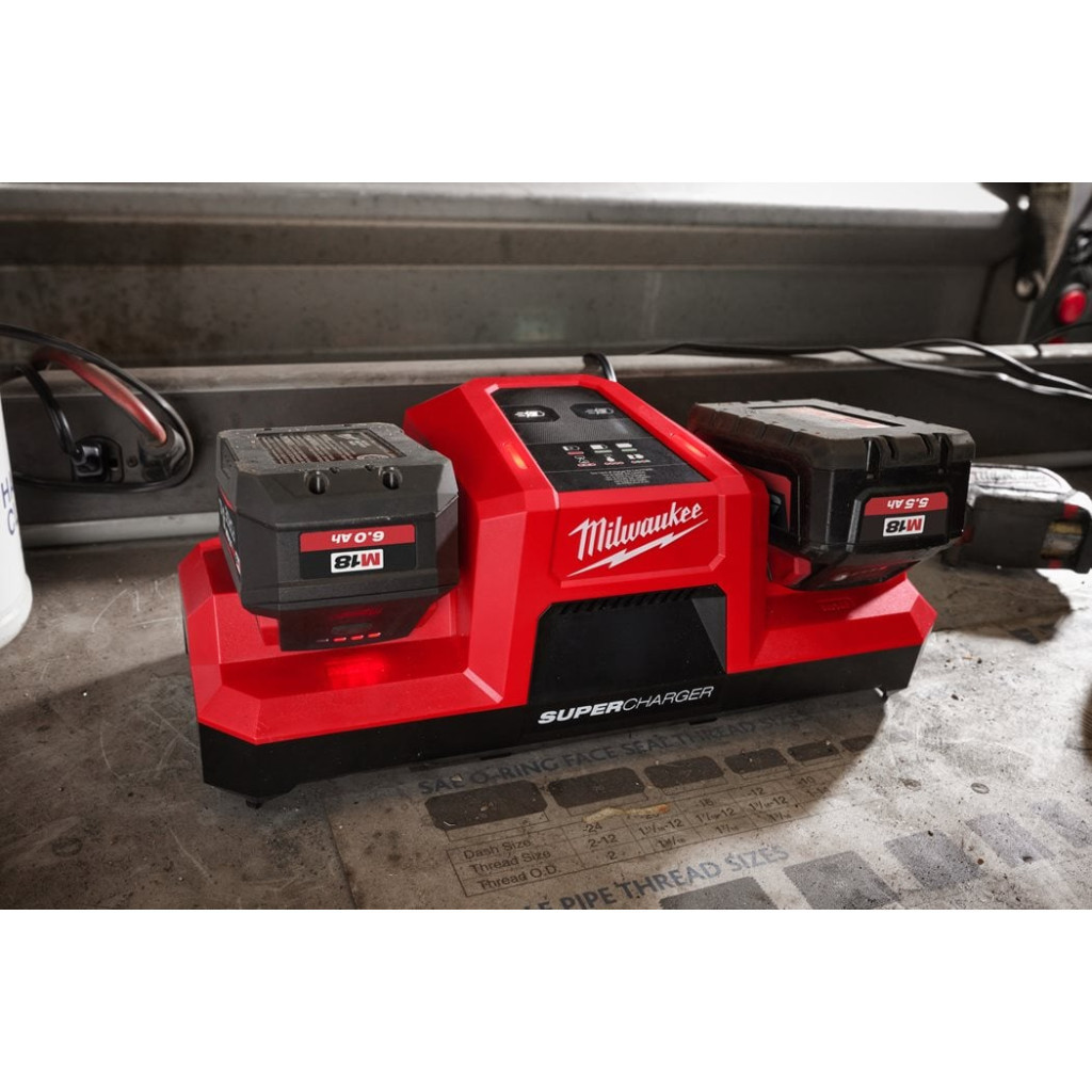 Зарядний пристрій для акумуляторів інструменту Milwaukee M18 DBSC Dual SUPER CHARGER (4932492531) - изображение 12