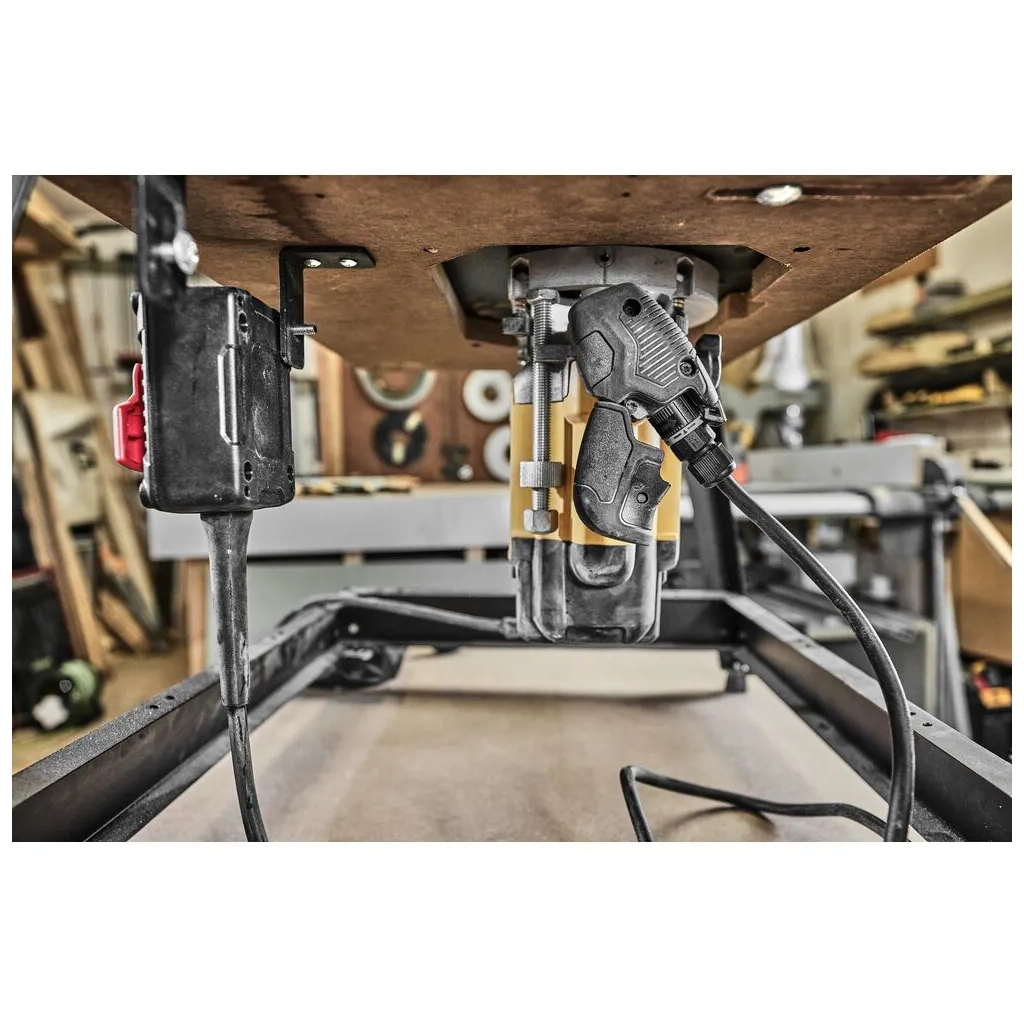 Фрезер DeWALT 9000 - 22000 об/хв, цанговий патрон 12 мм, пульт ДК, кейс TSTAK (DWE627KT) - изображение 4