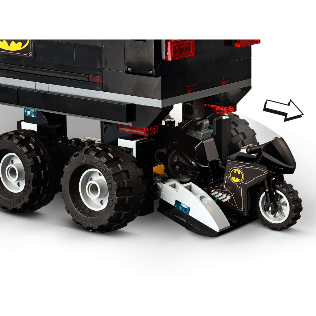 Конструктор LEGO Super Heroes Мобільна база Бетмена 743 деталі (76160) - зображення 5
