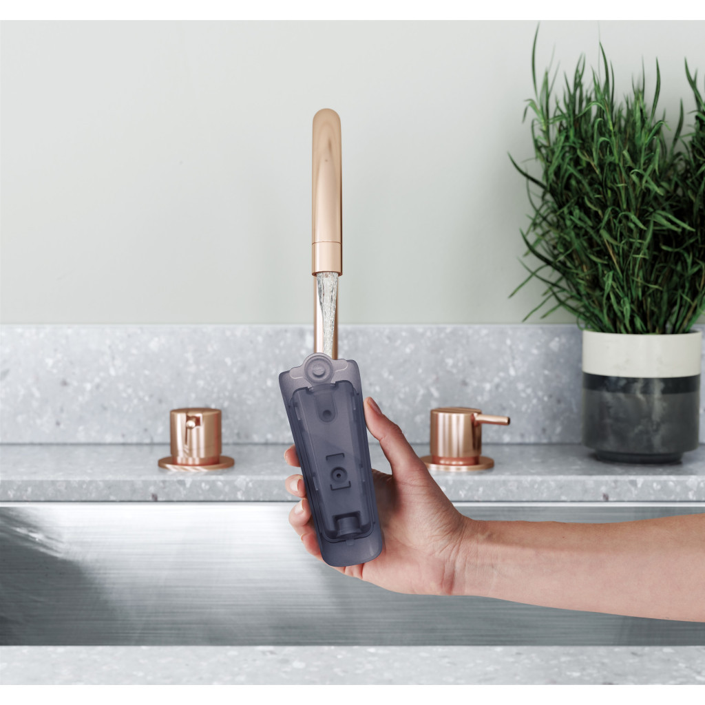 Відпарювач для одягу Electrolux E7HS1-4MN - зображення 4