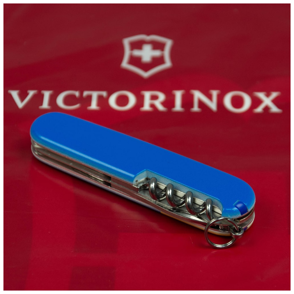 Ніж Victorinox Spartan Ukraine 91 мм Герб на прапорі вертикальний (1.3603.7_T3030p) - зображення 4