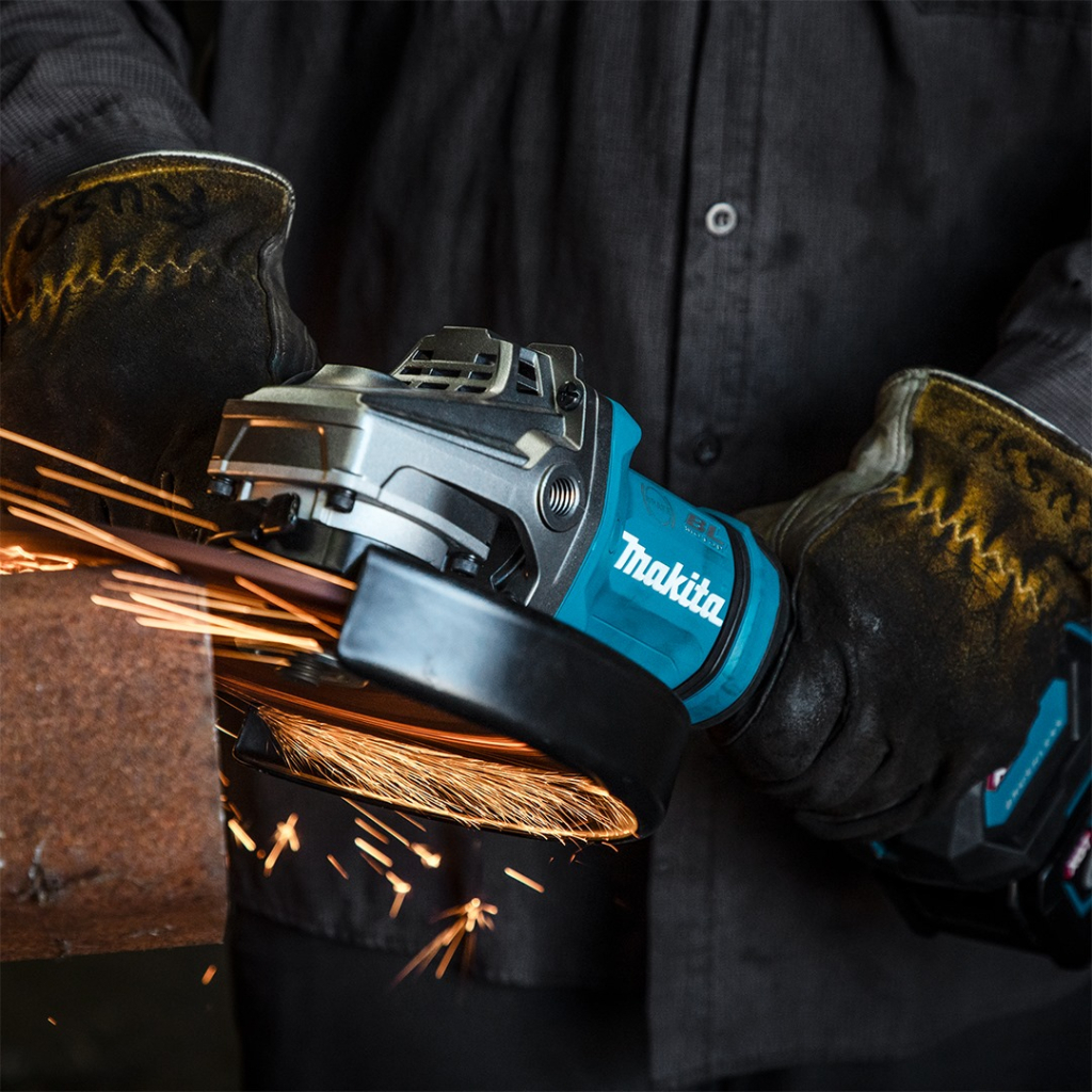 Шліфувальна машина Makita GA038GZ XGT 40V Max, ,230 мм (без АКБ та ЗП) (GA038GZ) - зображення 2