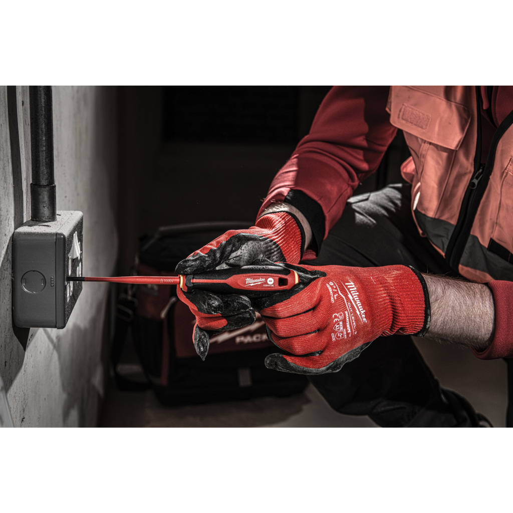 Викрутка Milwaukee тригранна діелектрична VDE SL 0.8X4X100 (4932478715) - зображення 3