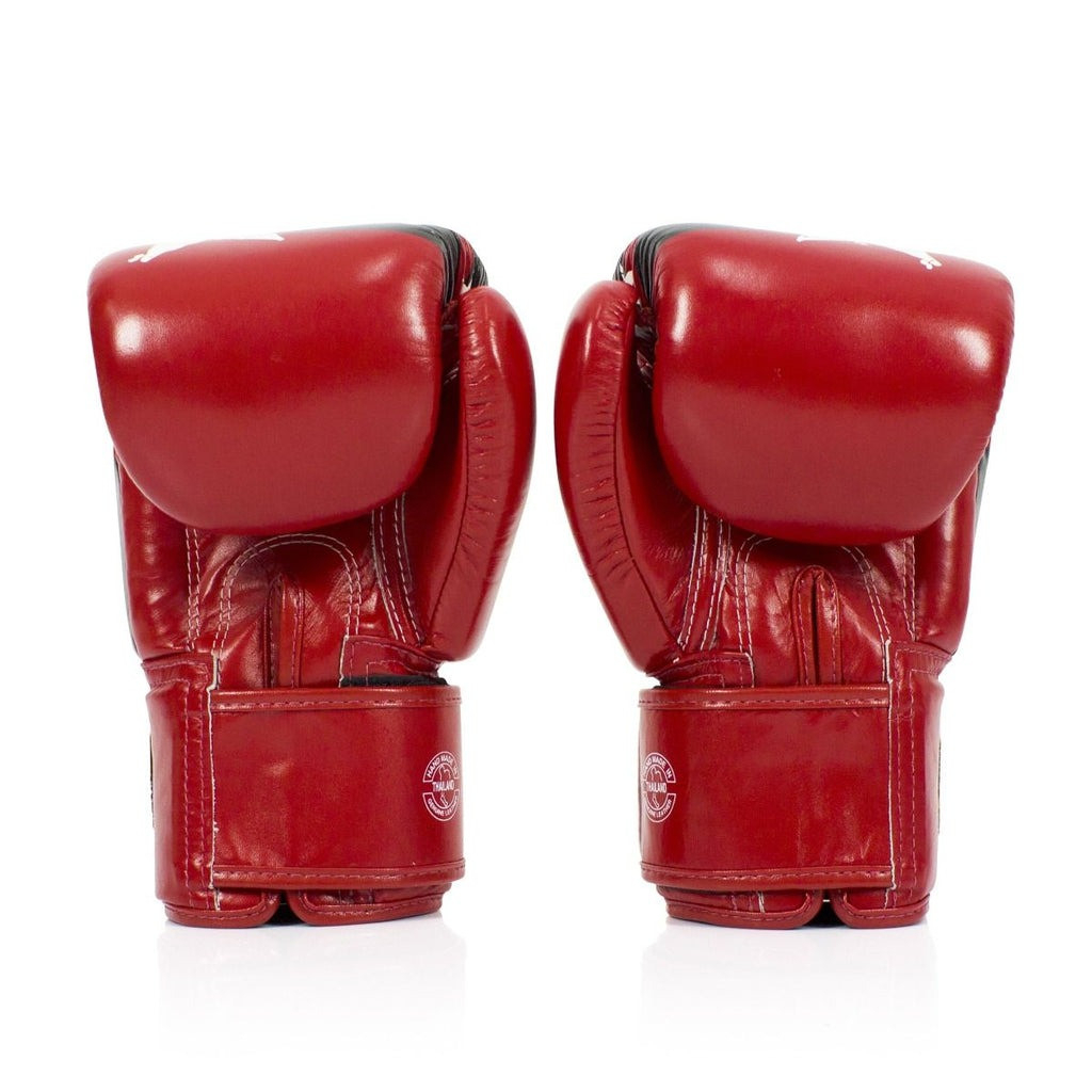 Боксерські рукавички Fairtex BGV1 Nation Print Red 10 унцій (бинти в комплекті) (BGV1_Print_10oz_Red) - зображення 4