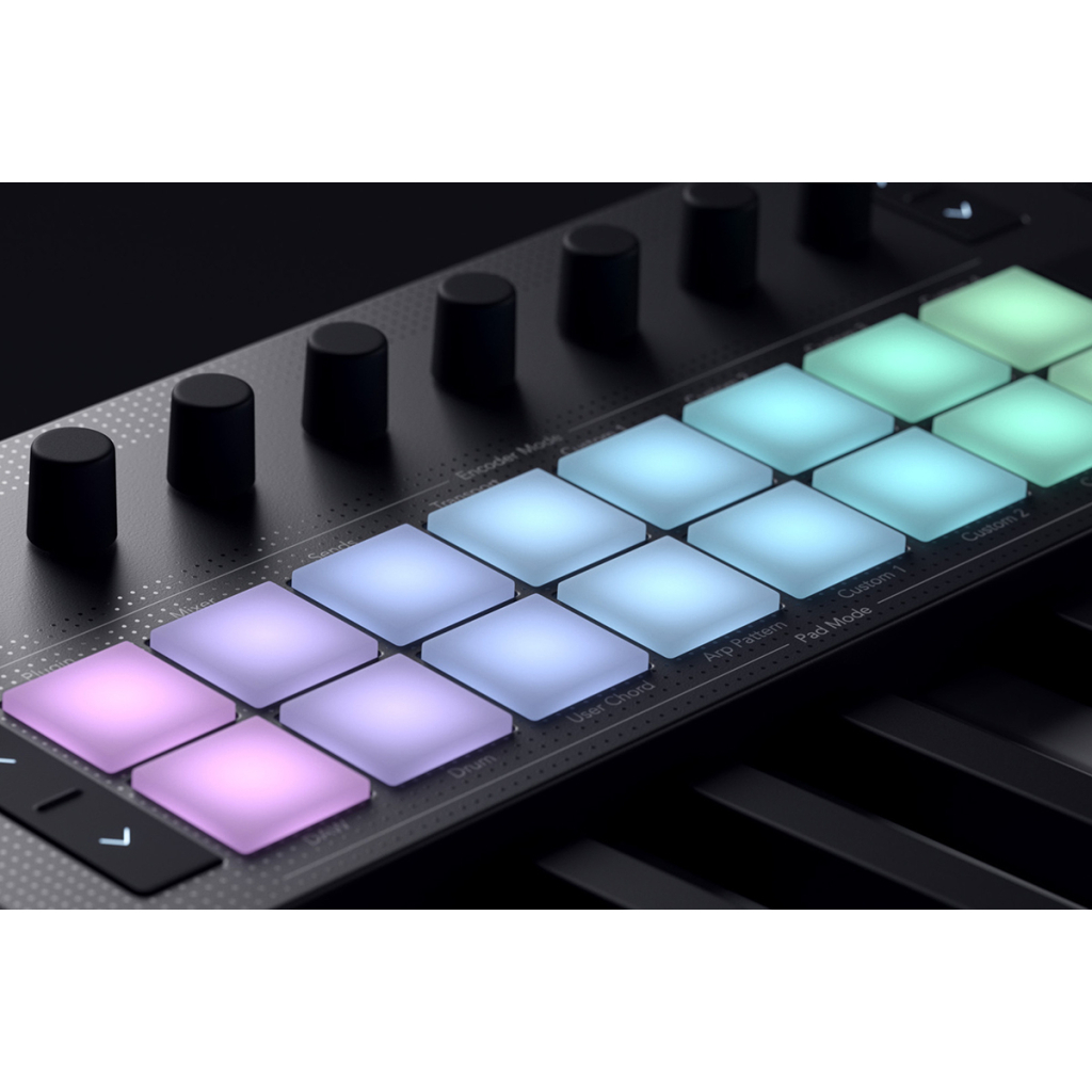MIDI-клавіатура Novation Launchkey 25 MK4 (236476) - изображение 9
