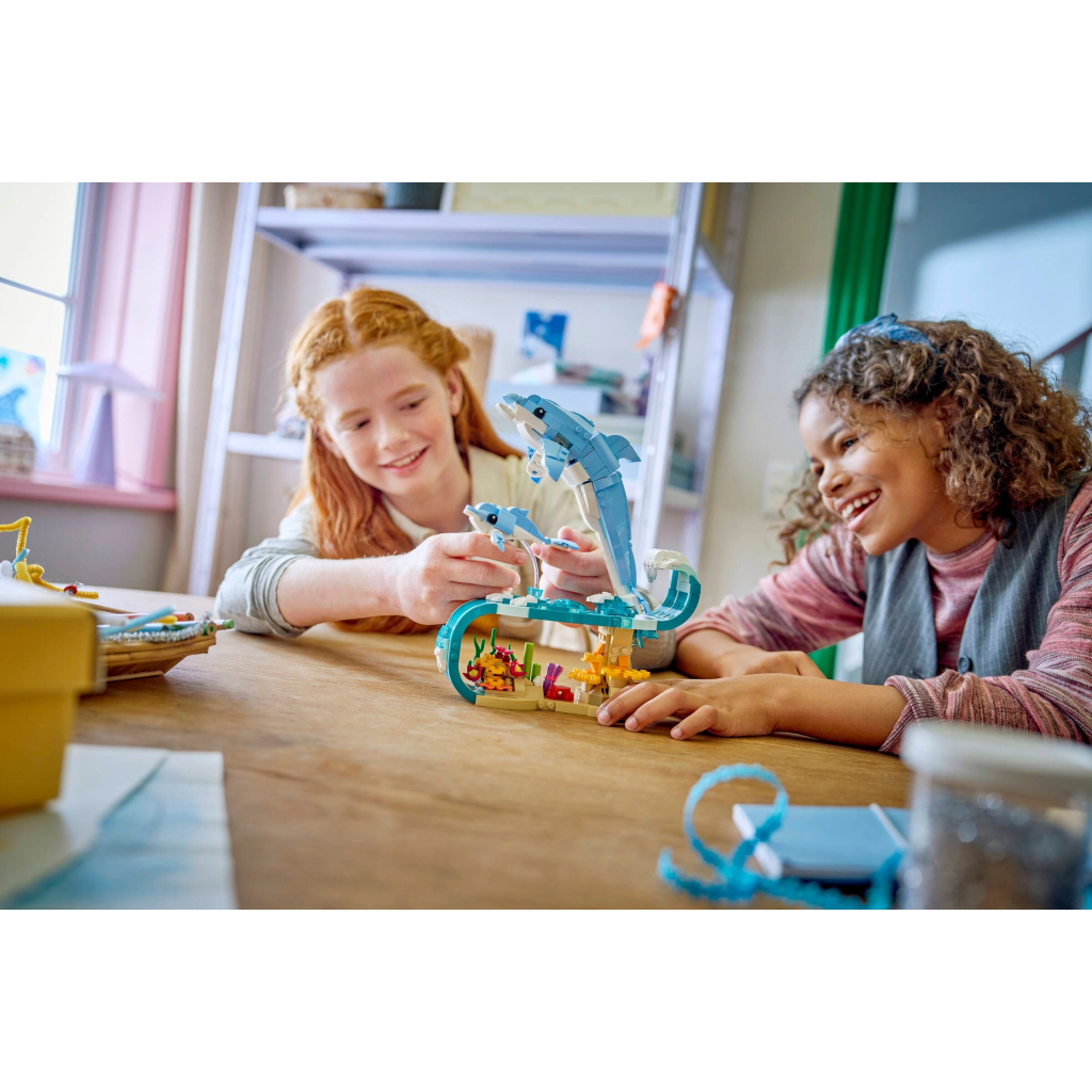 Конструктор LEGO Creator Морські тварини: красиві дельфіни (31385) - зображення 9