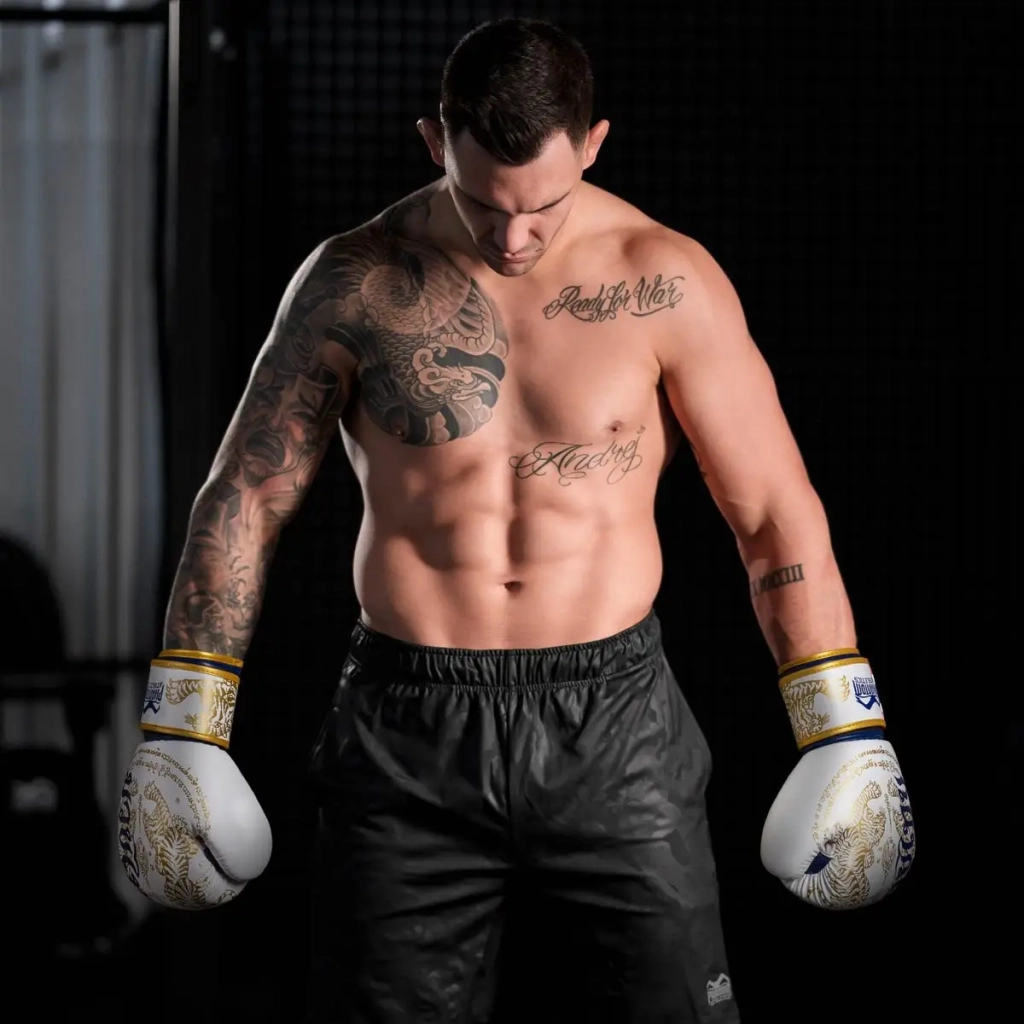 Боксерські рукавички Phantom Muay Thai Gold 14 унцій (PHBG2590-14) - зображення 10