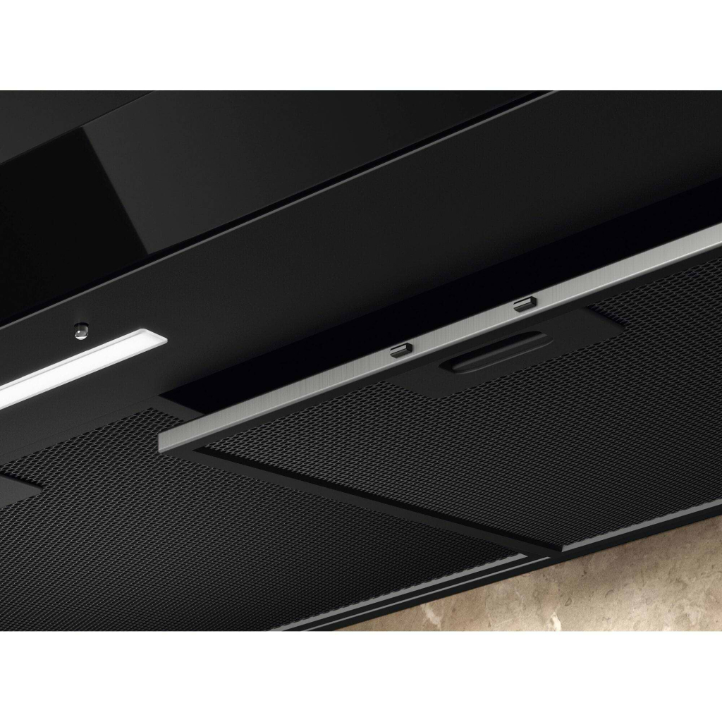 Витяжка кухонна Electrolux LFT819K - зображення 6