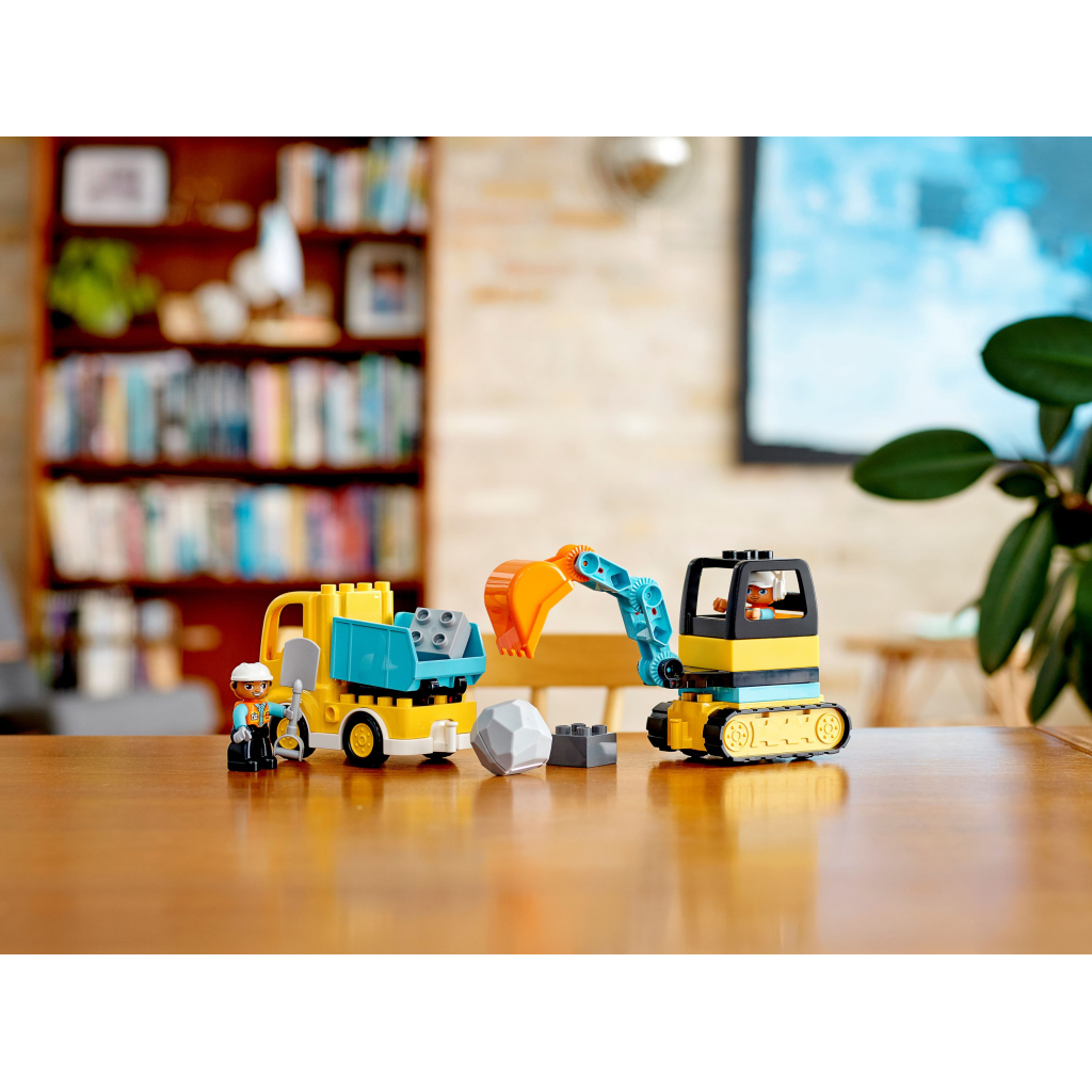 Конструктор LEGO Вантажівка і гусеничний екскаватор (10931) - изображение 10