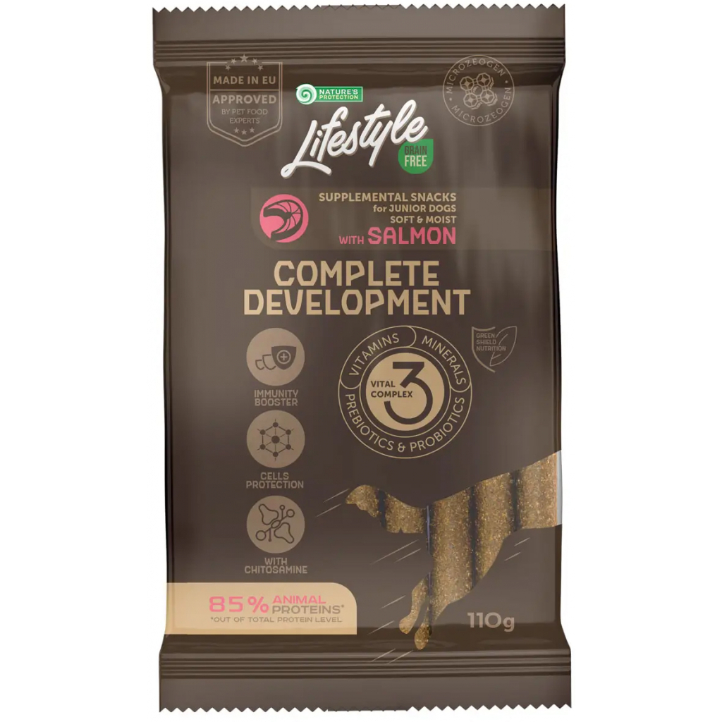 Ласощі для собак Nature's Protection Lifestyle Grain Free Salmon Complete Development Junior 110 (KIKNPLS47204) - зображення 1