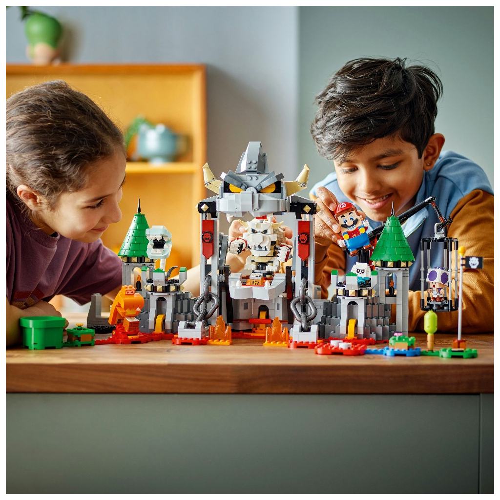 Конструктор LEGO Super Mario Битва у замку Драй Боузера. Додатковий набір 1321 деталь (71423) - зображення 3