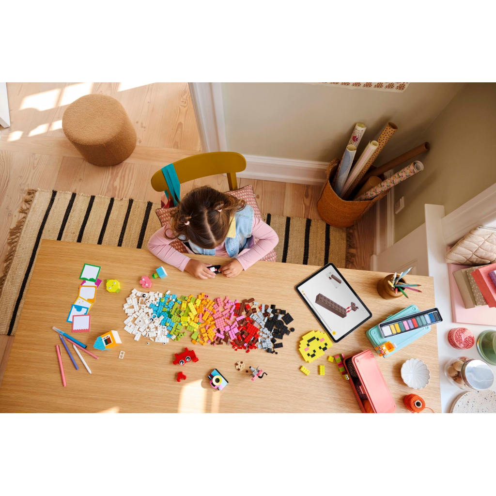 Конструктор LEGO Classic Щасливий творчий набір (11042) - зображення 12