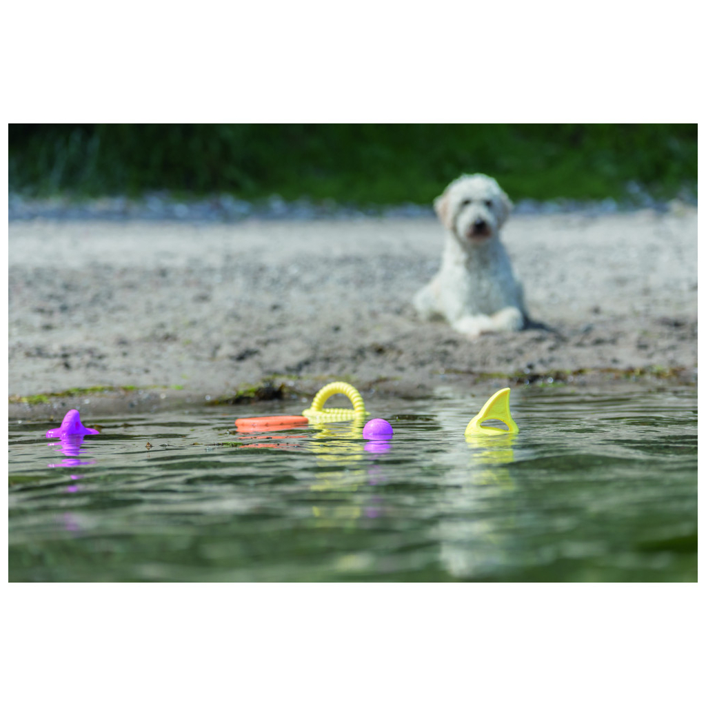 Іграшка для собак Trixie Кільце плавуче Для водних розваг Термопластична гума 17 см (4047974334430) - зображення 3