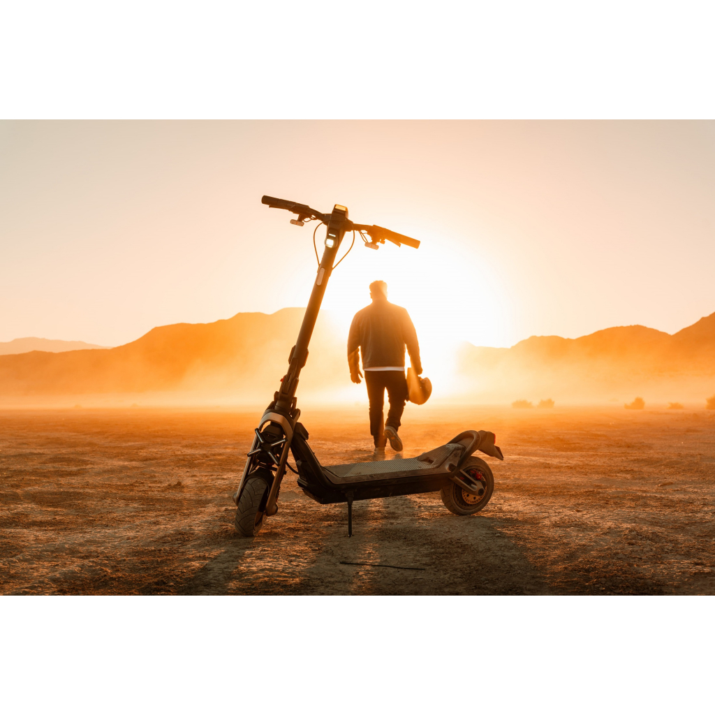 Електросамокат Segway GT3 PRO чорний (AA.06.02.02.0004) - зображення 4