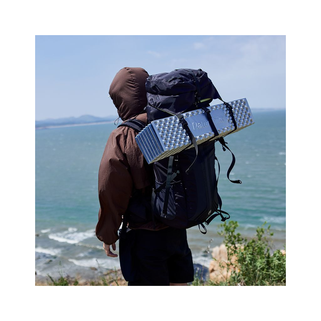 Туристичний килимок Naturehike IXPE CNK2300DZ017 алюмінієва плівка 200 x 65 х 2 см темно-блакитний (6976023923197) - изображение 9