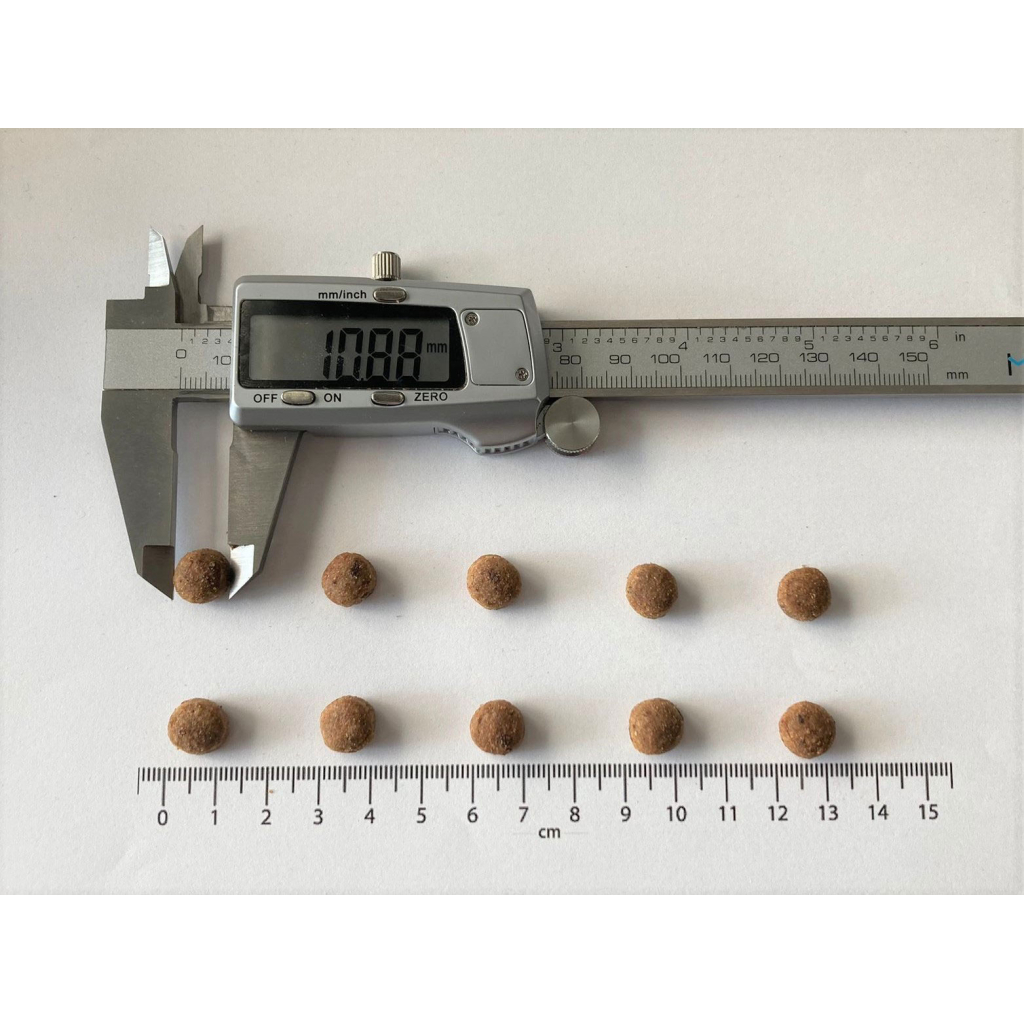 Сухий корм для кішок Brit Care Cat GF Sterilized Immunity Support зі свининою 2 кг (8595602565078) - зображення 3