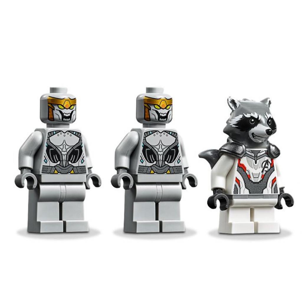 Конструктор LEGO Super Heroes Модернізований квінджет Месників 838 деталей (76126) - зображення 7