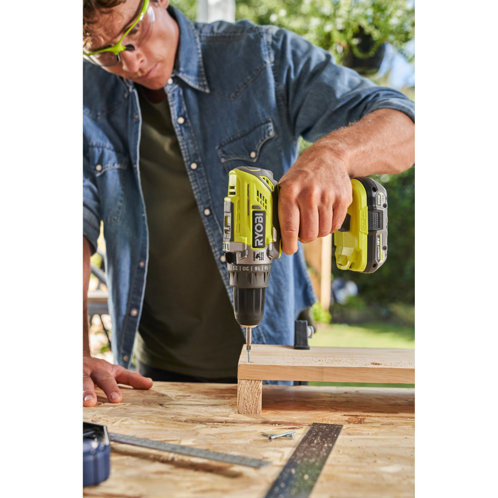 Шуруповерт Ryobi R18PD3-220TAH, ONE+, 2x2Ah, набір ручного інструменту, кейс (5133005506) - зображення 6