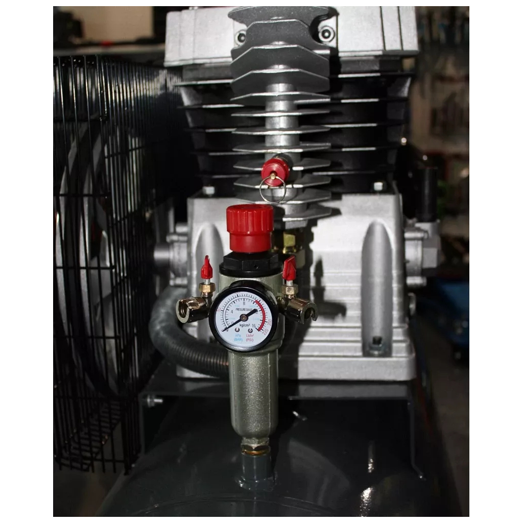 Компресор GTM 380V, 760/600л/хв 4кВт 10бар, ресівер 200л (KCH2090-200L) - изображение 3