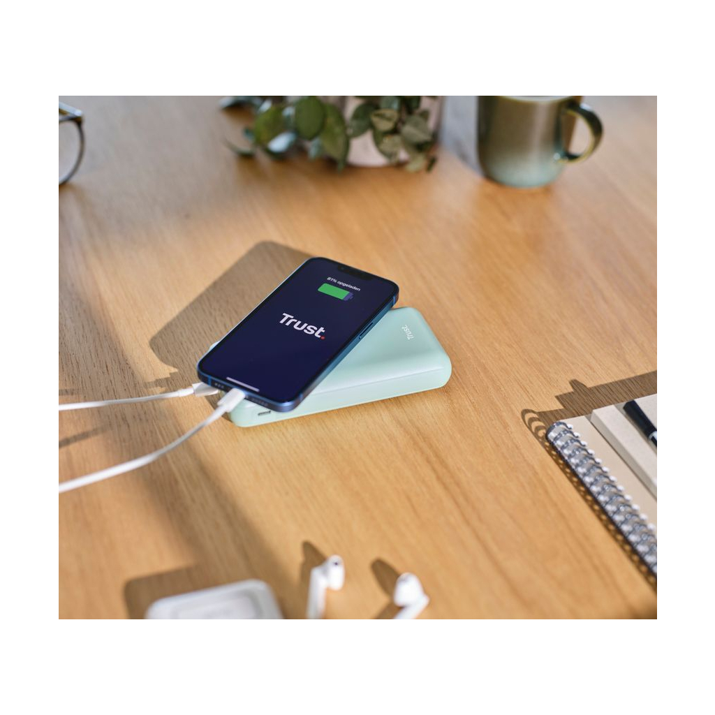 Батарея універсальна Trust 20000mAh Redoh, USB-A/2хUSB-C, 18W, QC 3.0, PD, green (25035_TRUST) - зображення 2