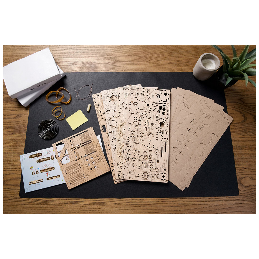 Конструктор Ugears Трактор перемагає (6337390) - зображення 8