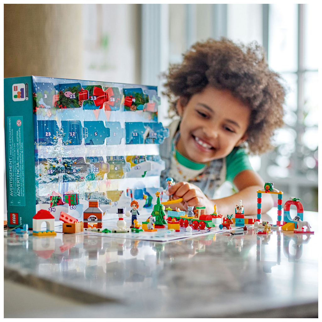 Конструктор LEGO Friends Новорічний календар на 2023 рік 231 деталь (41758-) - зображення 7