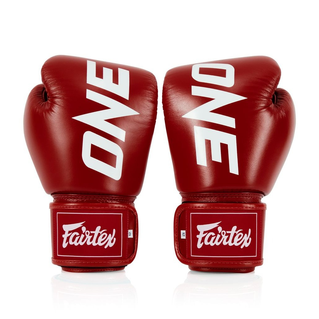 Боксерські рукавички Fairtex BGV1-ONE (натуральна шкіра) Red 10 унцій (бинти в комплекті) (BGV1-ONE_10oz_Red) - зображення 3
