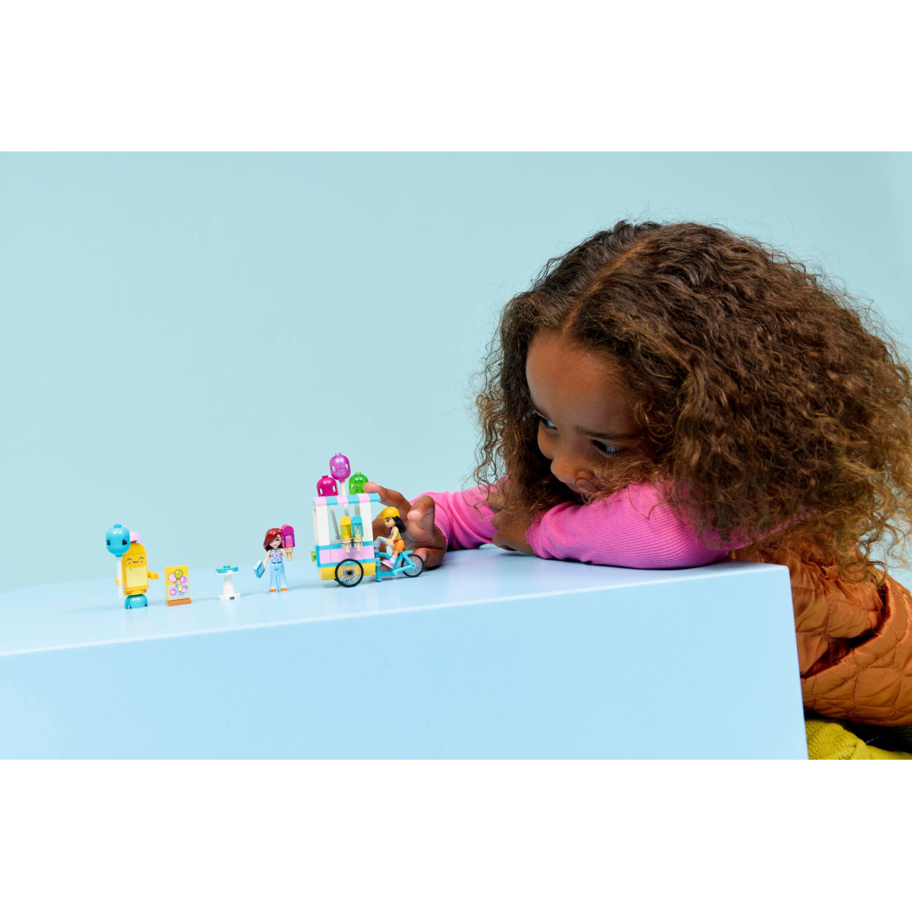 Конструктор LEGO Friends Ятка з морозивом і повітряними кульками (42692) - picture 11