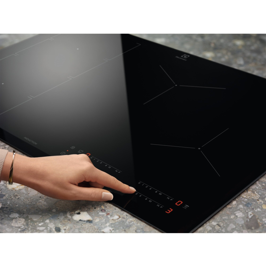 Варочна поверхня Electrolux EIS62443 - зображення 5