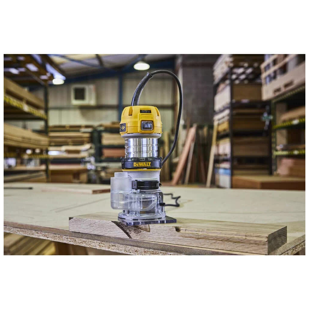 Фрезер DeWALT 900 Вт, 16000 - 27000 об/хв, цанга 8 мм, 4.4 кг (D26200) - изображение 7