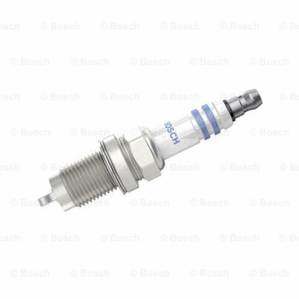 Свічка запалювання Bosch 0 242 240 675 - зображення 2