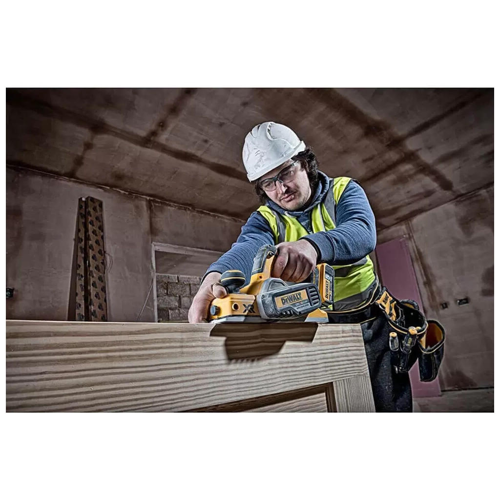 Електрорубанок DeWALT 18V XR Li-lon, 82 мм (без АКБ та ЗП) (DCP580N) - изображение 6