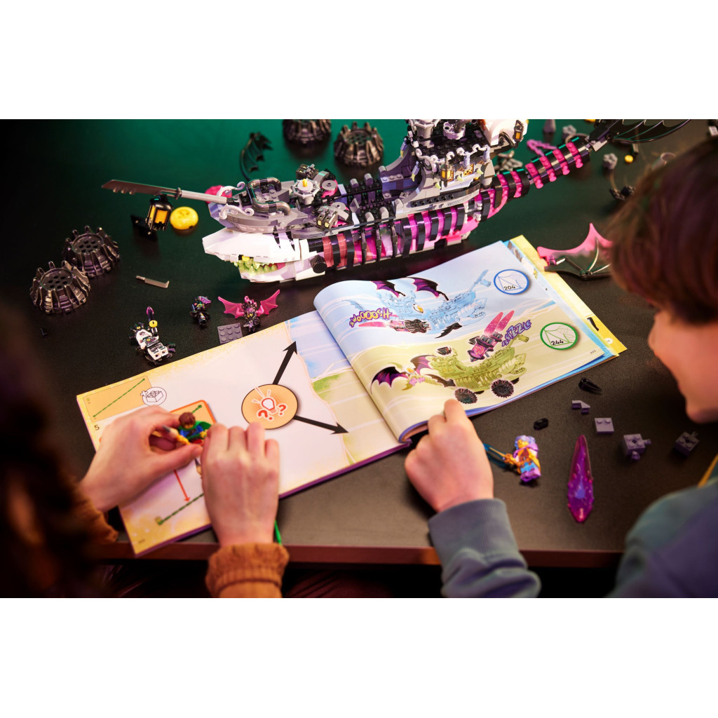 Конструктор LEGO DREAMZzz Страхітливий корабель Акула 1389 деталей (71469) - зображення 7