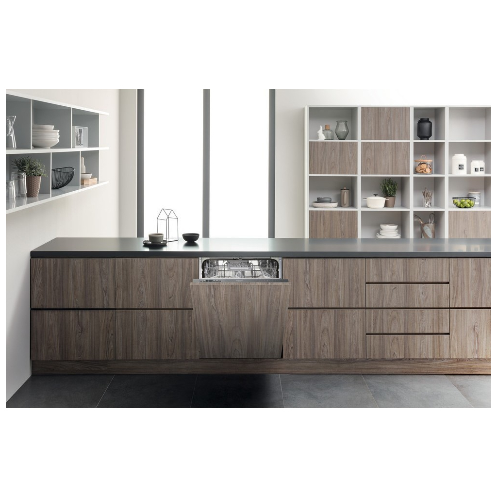 Посудомийна машина Hotpoint-Ariston HI5010C - зображення 5