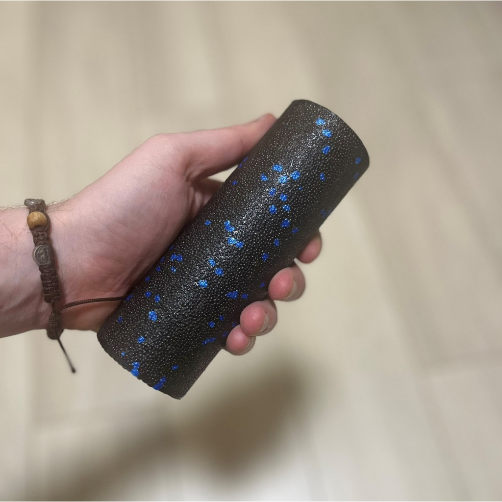 Масажний ролик PowerPlay PP-4346 Mini EPP Foam Roller 15x5,3см Чорно/Синій (PP_4346_Blue_(15*5)) - зображення 5