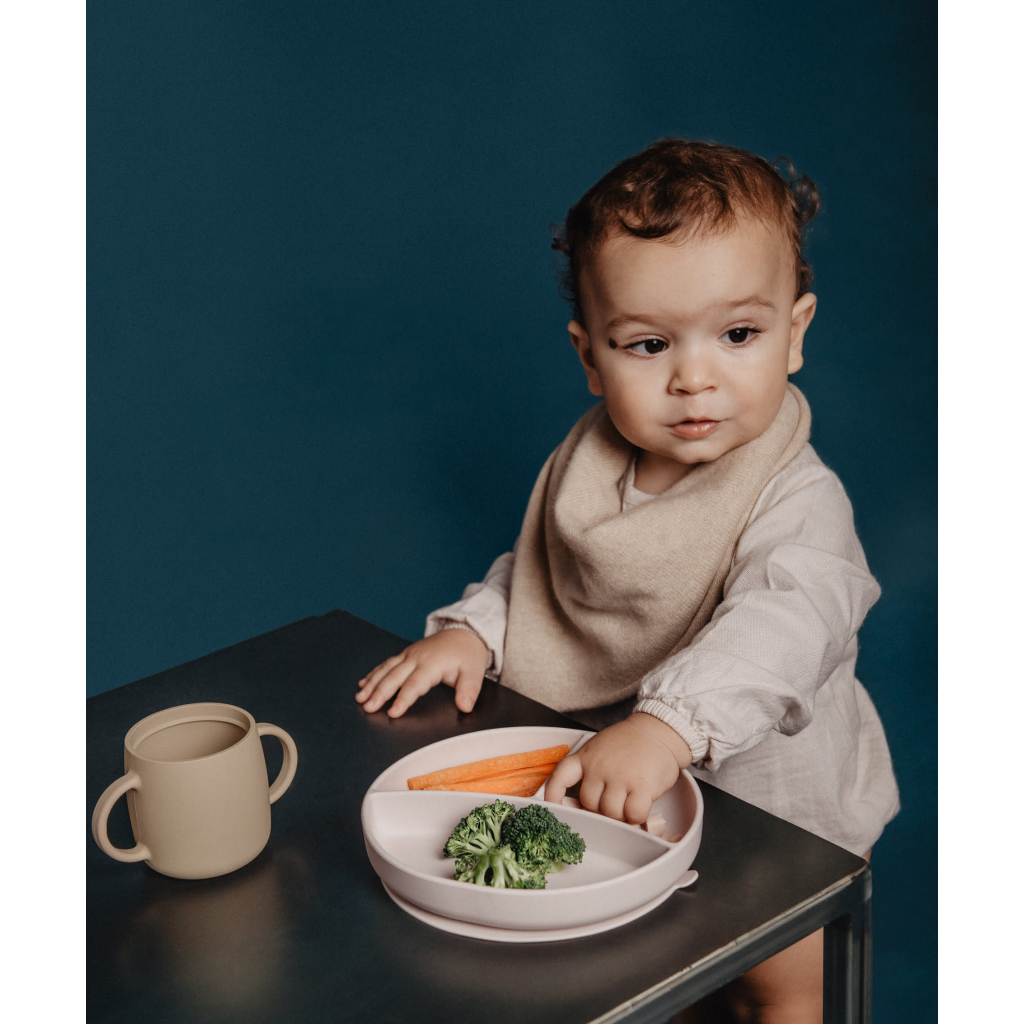 Поїльник-непроливайка Suavinex Colour Essence силіконова 3 в 1 (з носиком та трубочкою), 270 мл, +6 м, рожева (402900) - зображення 8