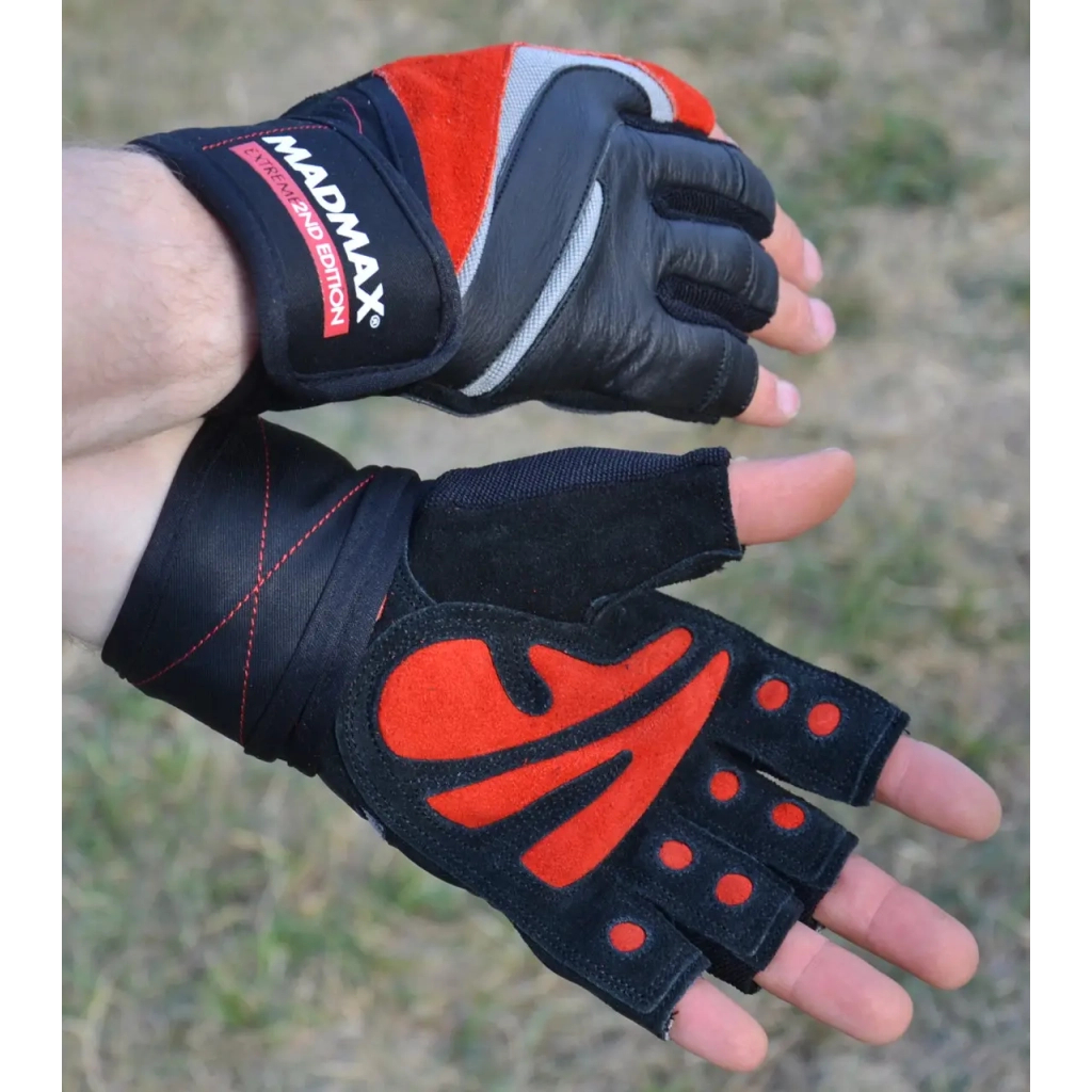 Рукавички для фітнесу MadMax MFG-568 Extreme 2nd edition Black/Red S (MFG-568_S) - зображення 7
