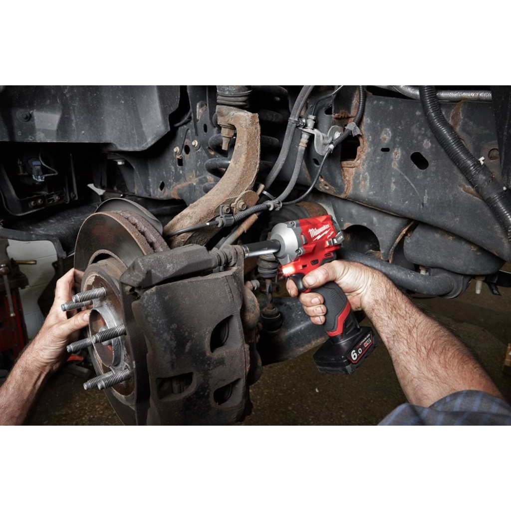 Гайковерт Milwaukee 3/8", M12 FIW38-0, 339 Нм (без АКБ та ЗП) (4933464612) - изображение 8