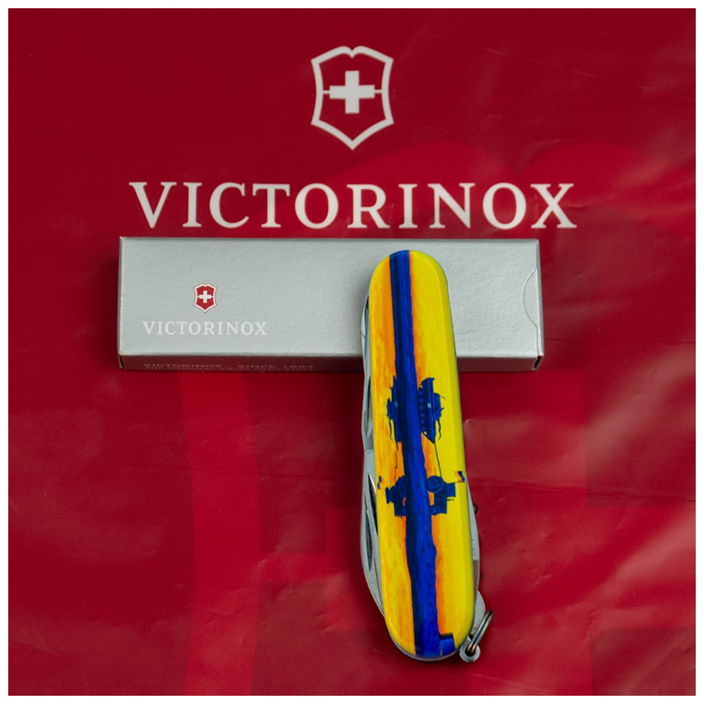 Ніж Victorinox Climber Ukraine Марка з трактором (1.3703.3_T3110p) - зображення 12