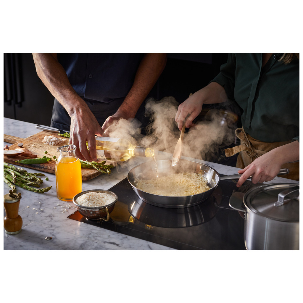 Сковорода Fiskars All Steel Pure матова 28 см (1065628) - зображення 9