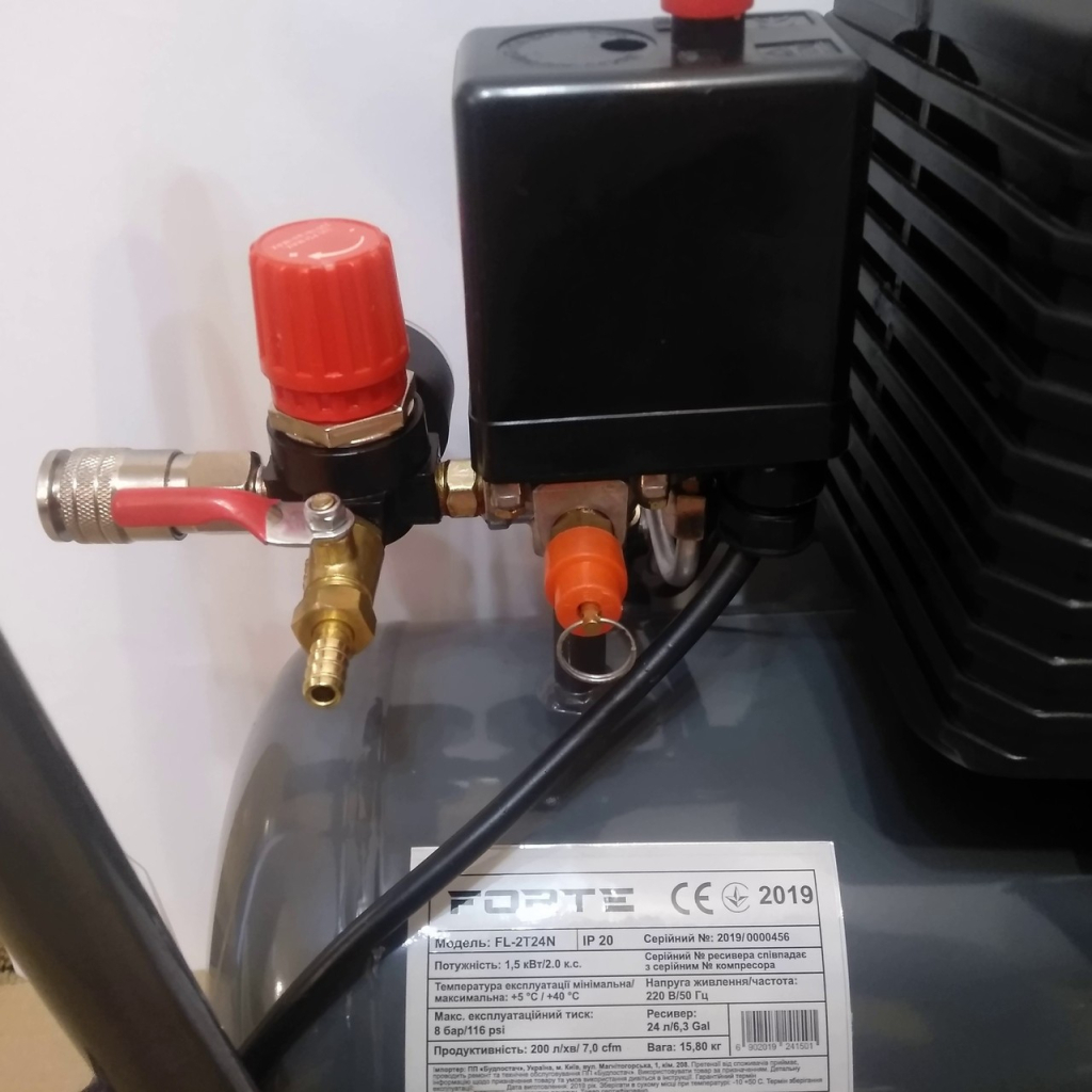 Компресор Forte FL-2T24N (91895) - зображення 2