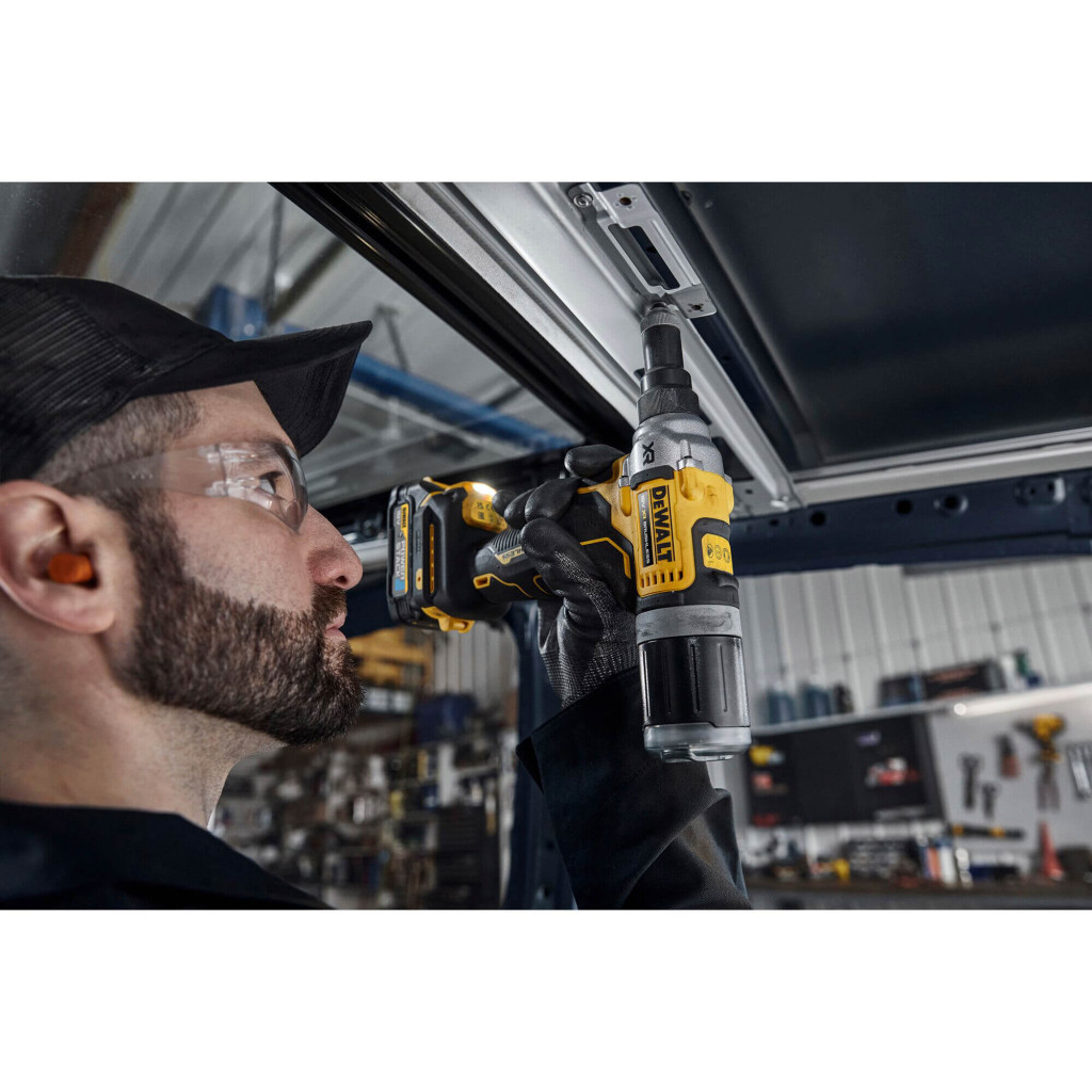 Заклепувальник DeWALT 18 В XR Li-Ion, 20 kN, d.закл.=4.8-6.4 мм (без АКБ та ЗП) (DCF414NT) - изображение 12