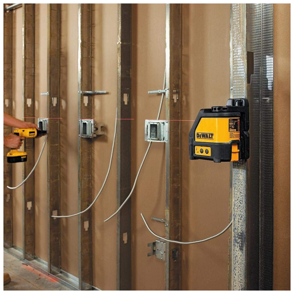 Лазерний нівелір DeWALT лінійний, 3 батареї тип АА, червоний промінь, 0.75 кг, кейс (DW088K) - зображення 4