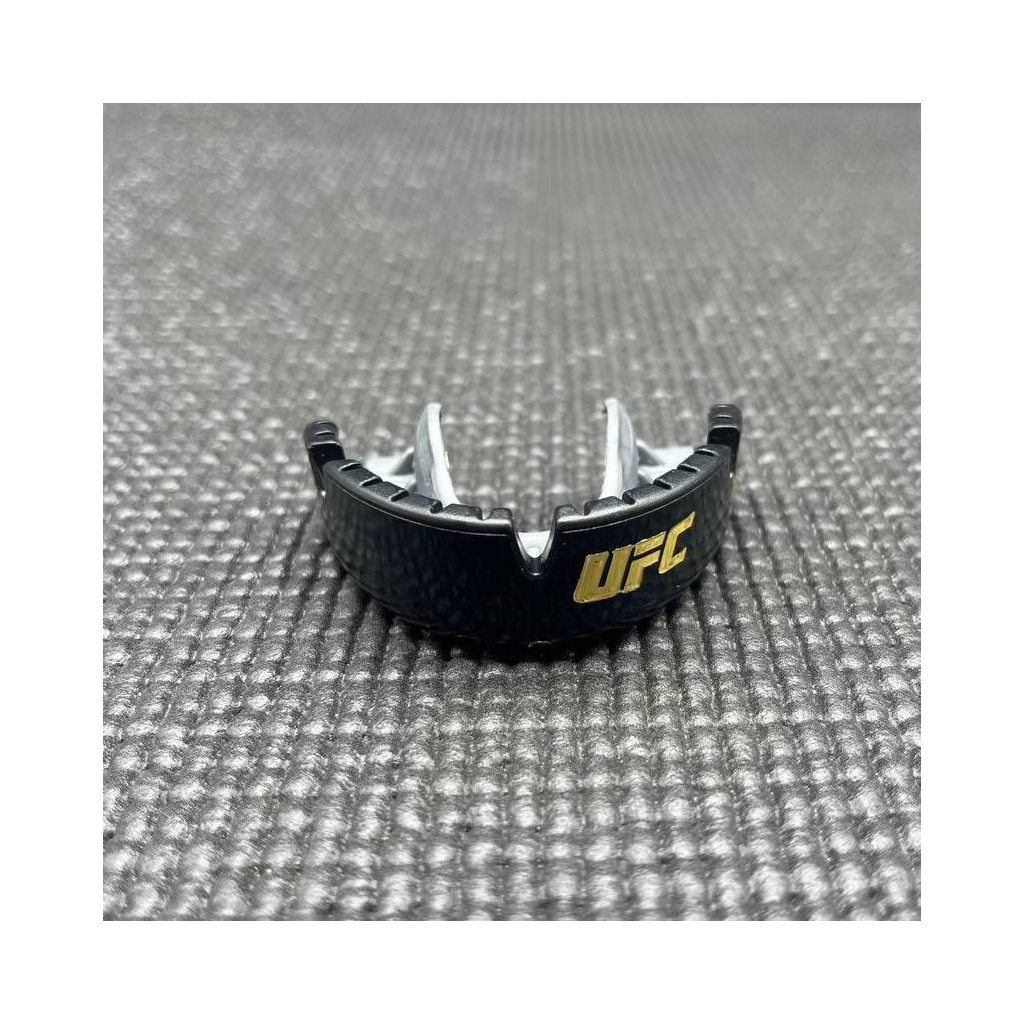 Капа Opro Gold Braces під брекети Blackl/Silver (102518001) (UFC_Gold_Braces_Bl/Silver) - зображення 3
