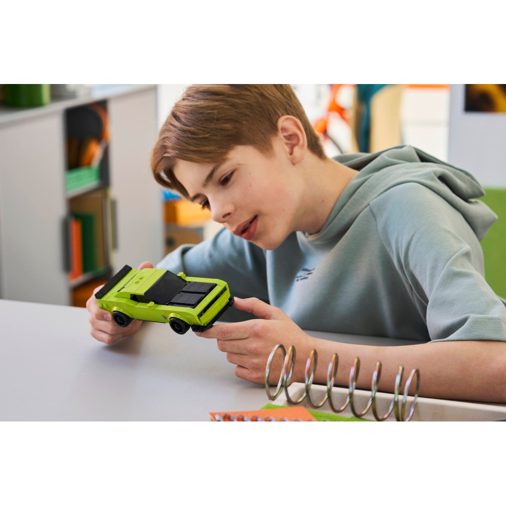 Конструктор LEGO Speed Champions Спортивний автомобіль Dodge Challenger SRT Hellcat (77237) - зображення 9