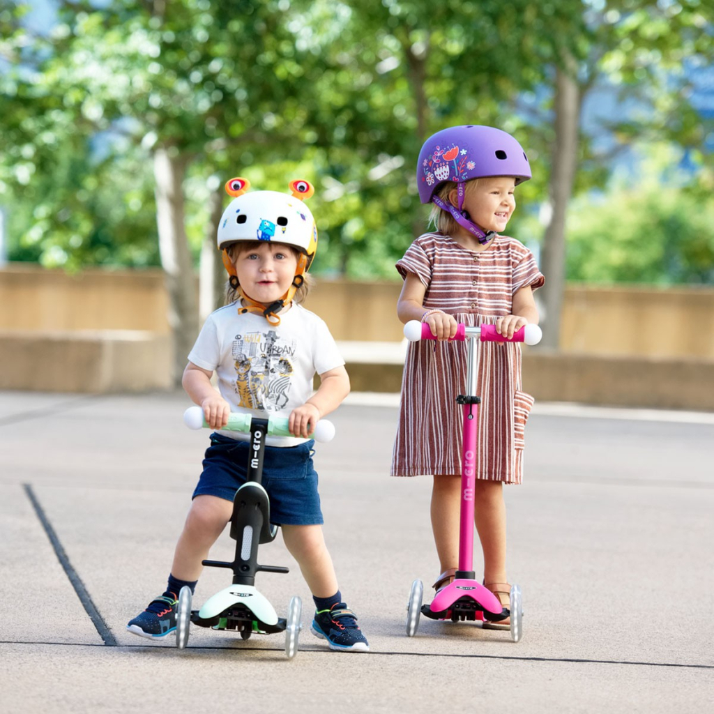 Шолом Micro M (52-56 см) фіолетовий з квітами (AC2138BX) - зображення 8