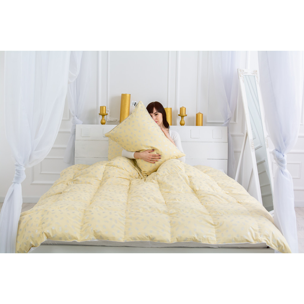 Ковдра MirSon Набір пуховий №2105 Bio-Beige Зима 90% пух 200х220 + подушки 50х70 2 шт пружні (2200003023053) - зображення 10