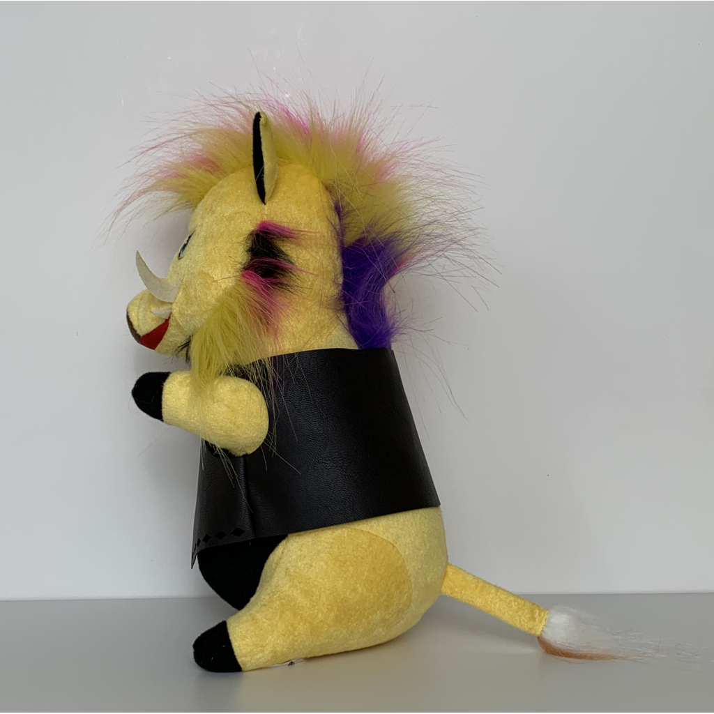 М'яка іграшка WP Merchandise Кабан Рок Зірка (FWPROCKSTAR22MC00) - зображення 6